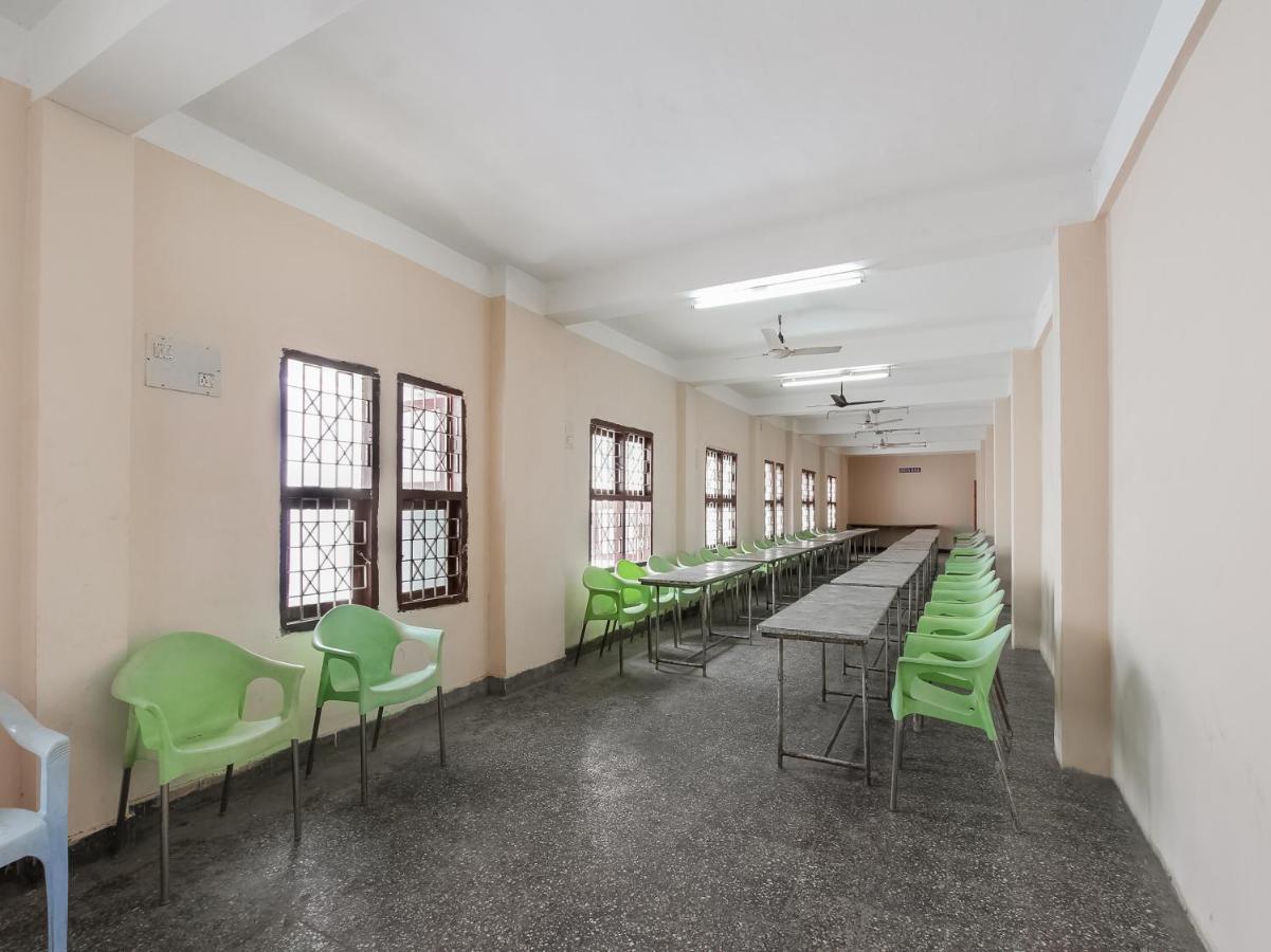 Spot On 43451 Hotel Sakunthala International Tirunelveli Exterior photo