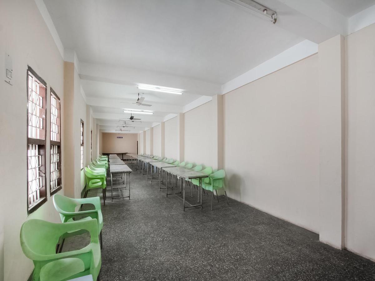 Spot On 43451 Hotel Sakunthala International Tirunelveli Exterior photo